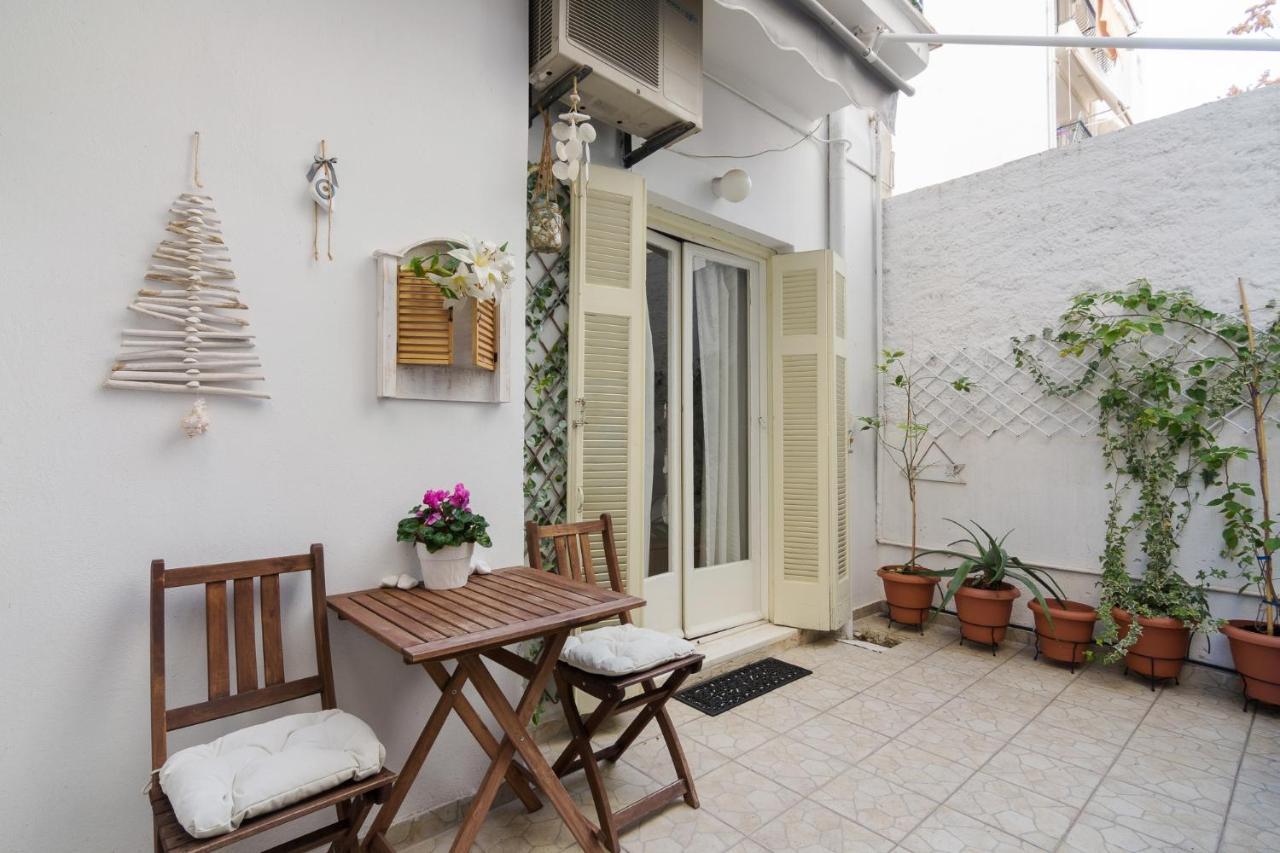 Classic And Modern Apartment In 아테네 외부 사진